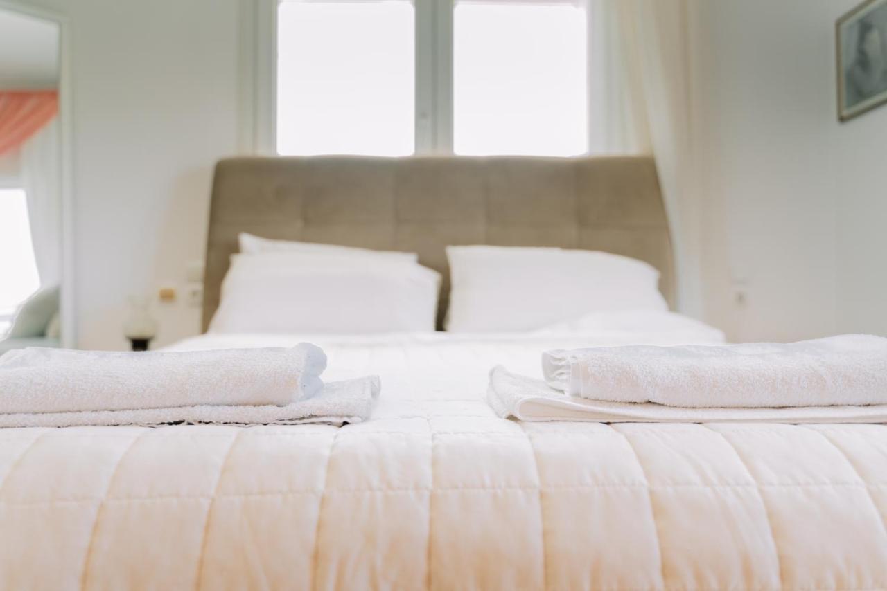 Propodes Luxury Vila *